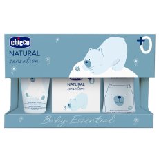 Chicco, Natural Sensation Baby Essential sada tělové a vlasové mléko 200ml + tělové mléko 150ml + parfémová voda 100ml