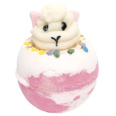 Bomb Cosmetics, Big Llama Mama Bath Blaster musująca kula do kąpieli 160g