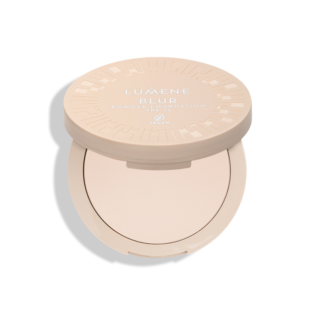 Blur Longwear Powder Foundation SPF15